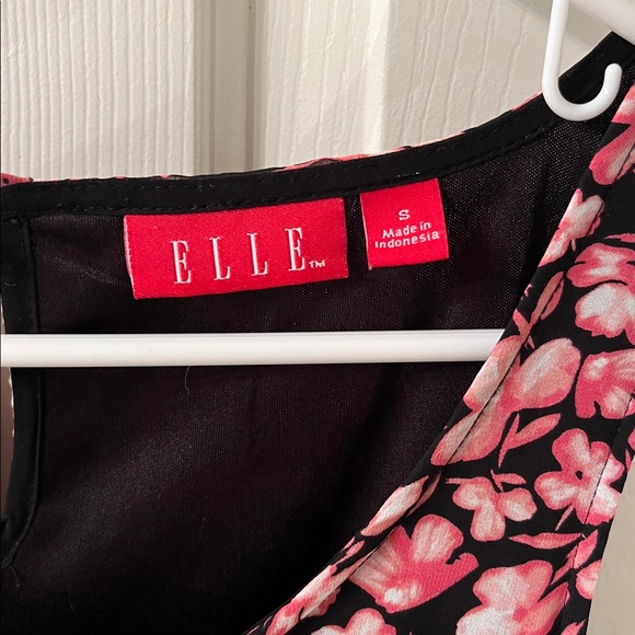 Spring dress - Picture 3 of 6